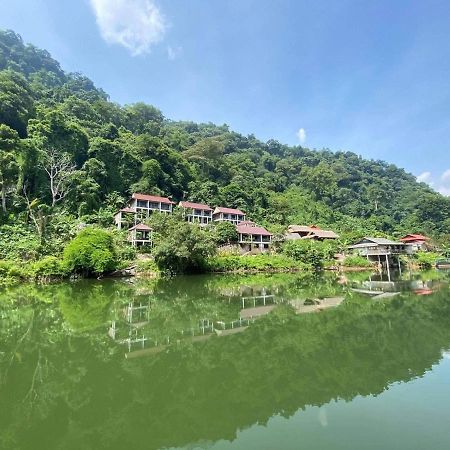 فندق Coc Poucفي  Ba Be Lakeside Bungalow المظهر الخارجي الصورة